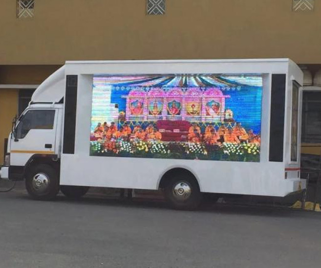 Canter Activity / Mobile Van Advertising